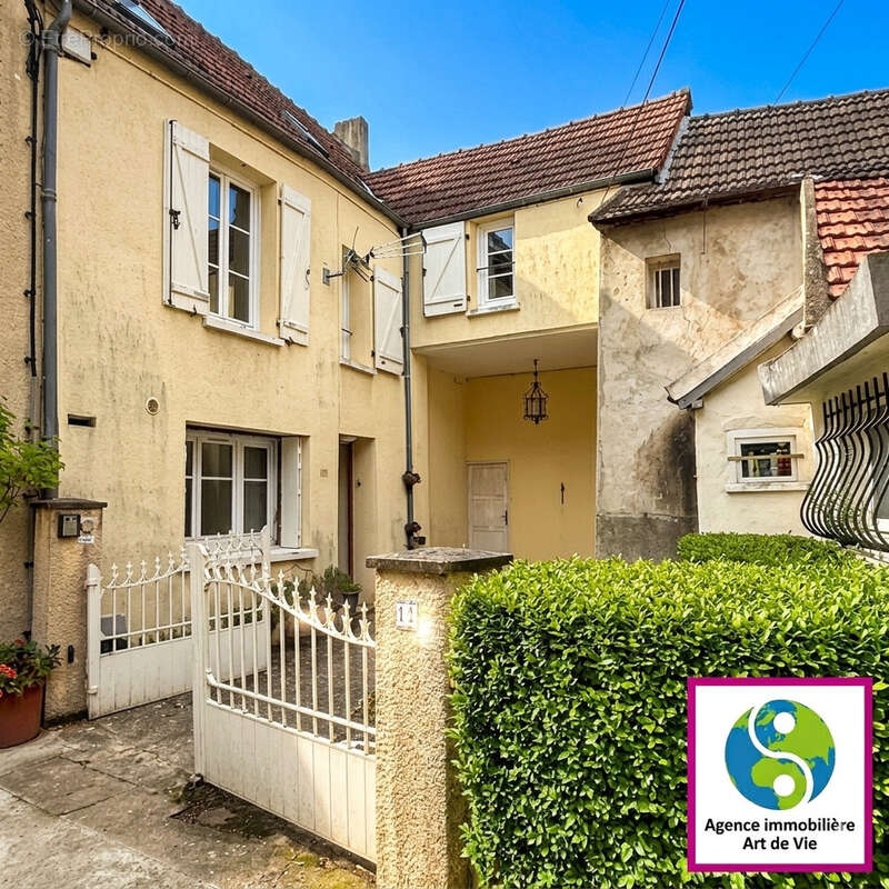 Maison 130 m² à Andilly  - photo 16