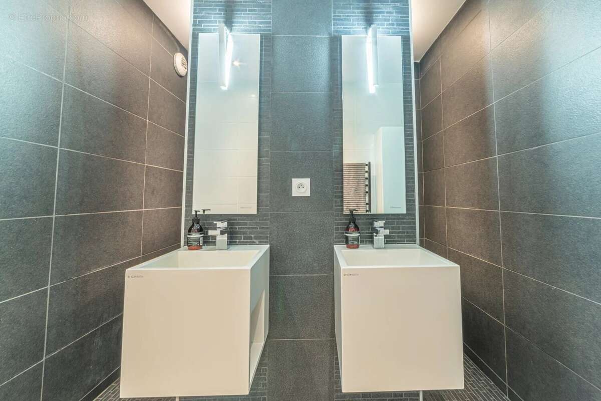 Appartement à LYON-9E