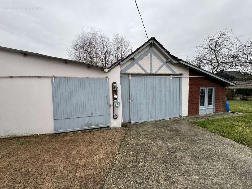 Terrain 440 m² à Moreuil  - photo 3