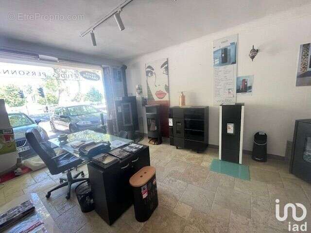 Photo 6 - Commerce à SAINT-FARGEAU-PONTHIERRY