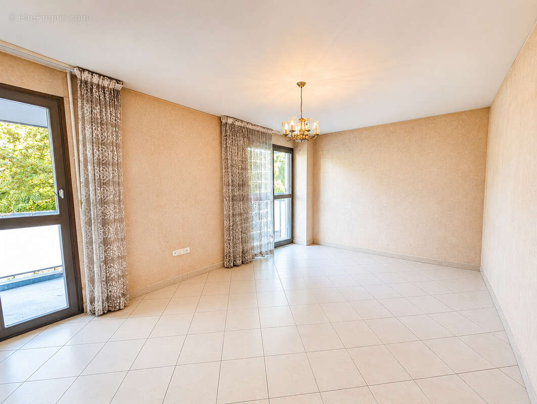 Appartement à MEYTHET