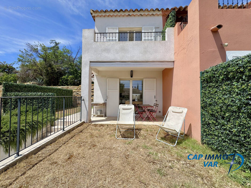 Maison à LE CASTELLET