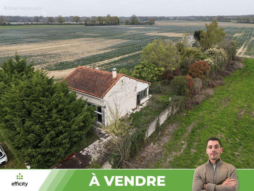 Maison à USSON-DU-POITOU