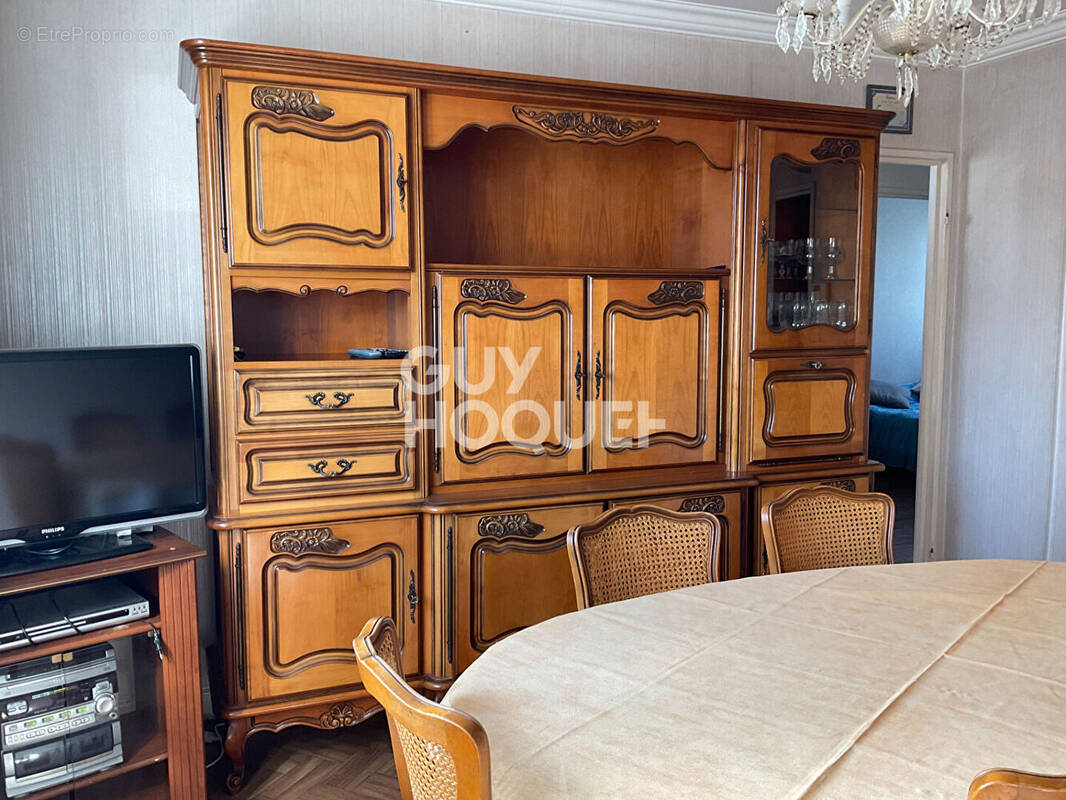 Appartement à LE BLANC-MESNIL