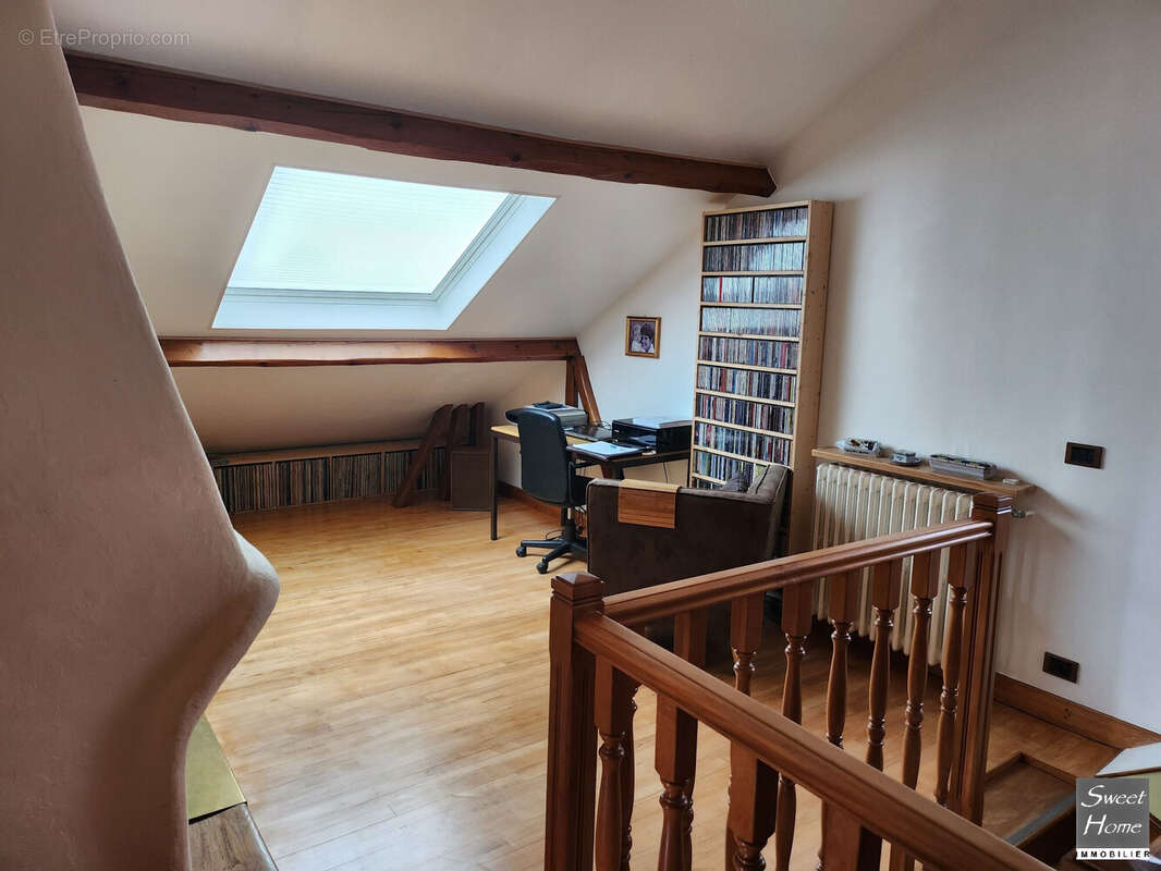 Maison à MAGNY-LES-HAMEAUX