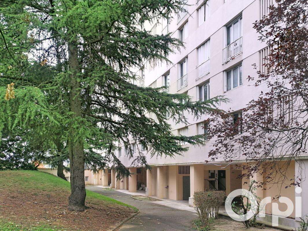 Appartement à LONGJUMEAU
