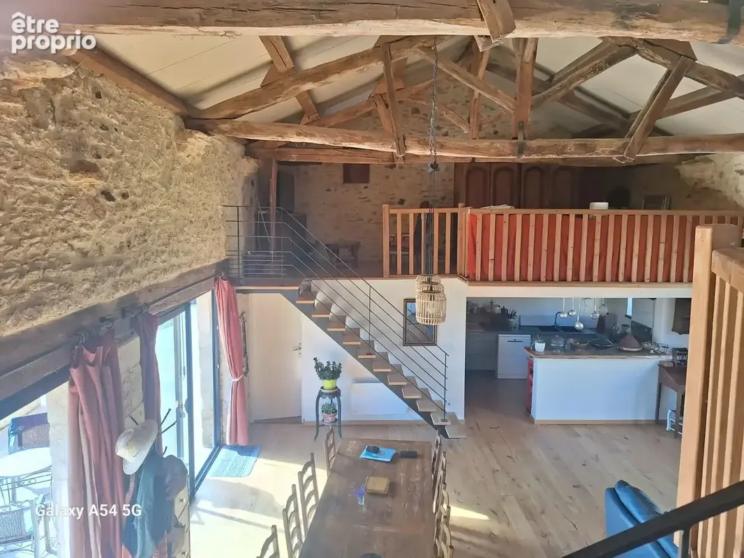 Ensemble immobilier de caractère - photo 12