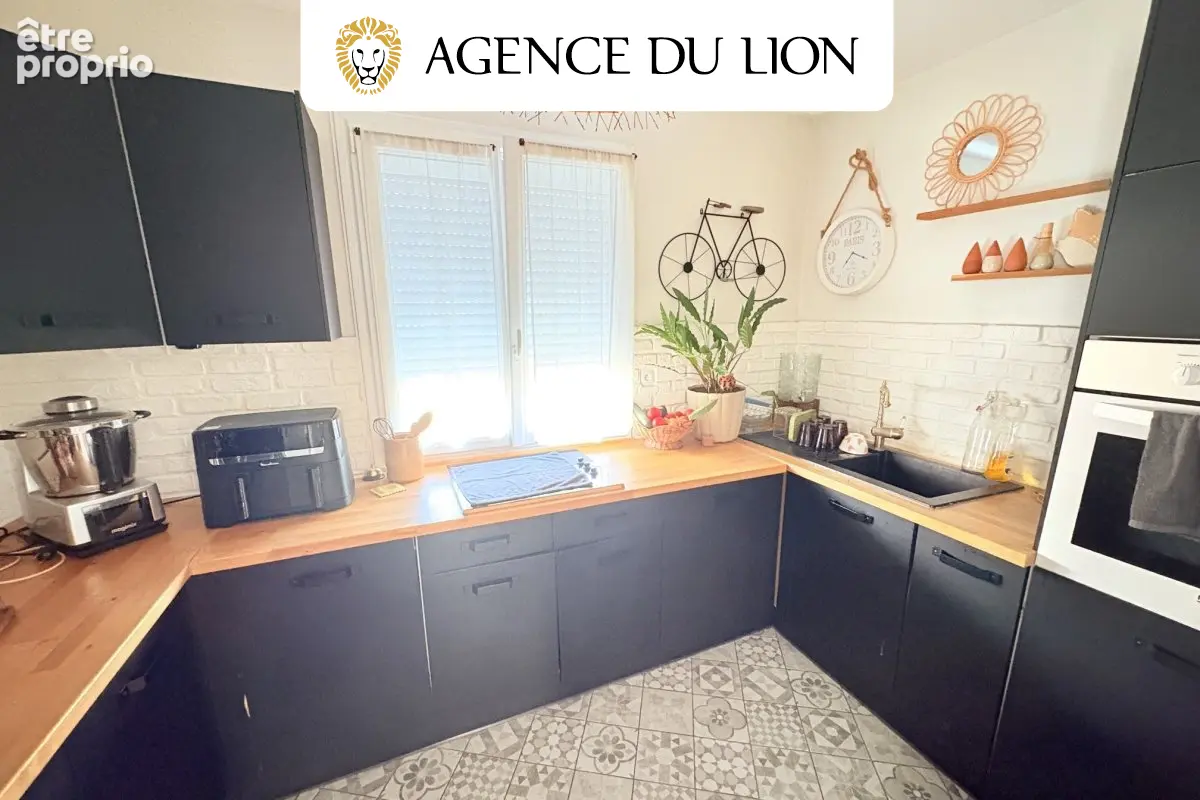 Maison 5 pièces 3 chambres Garage et dépendance - photo 4