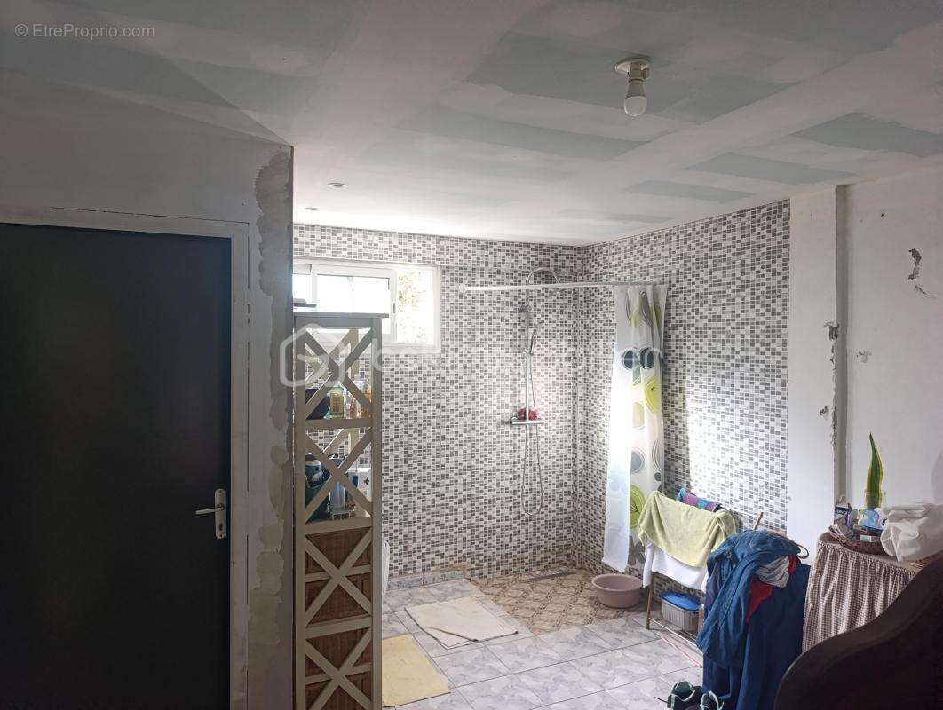 Maison à PETITE-ILE