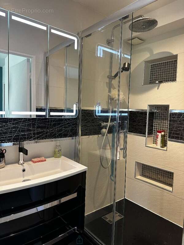 Appartement à DEVILLE-LES-ROUEN