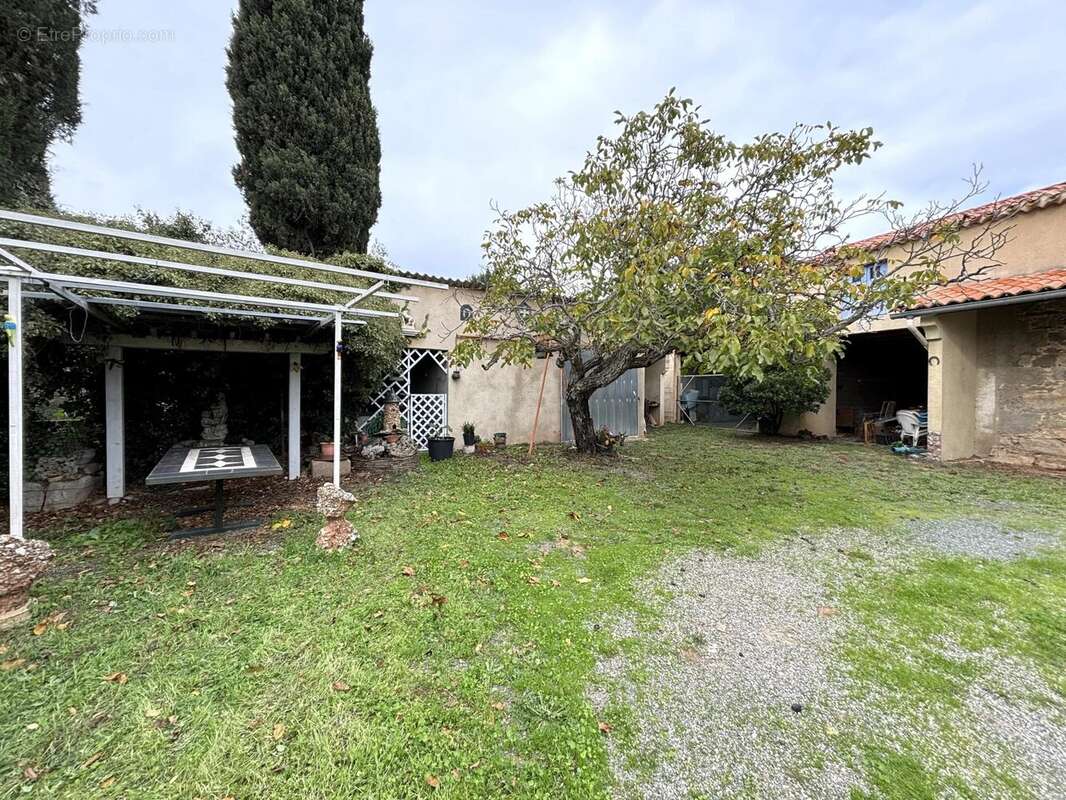 Maison à FELINES-MINERVOIS