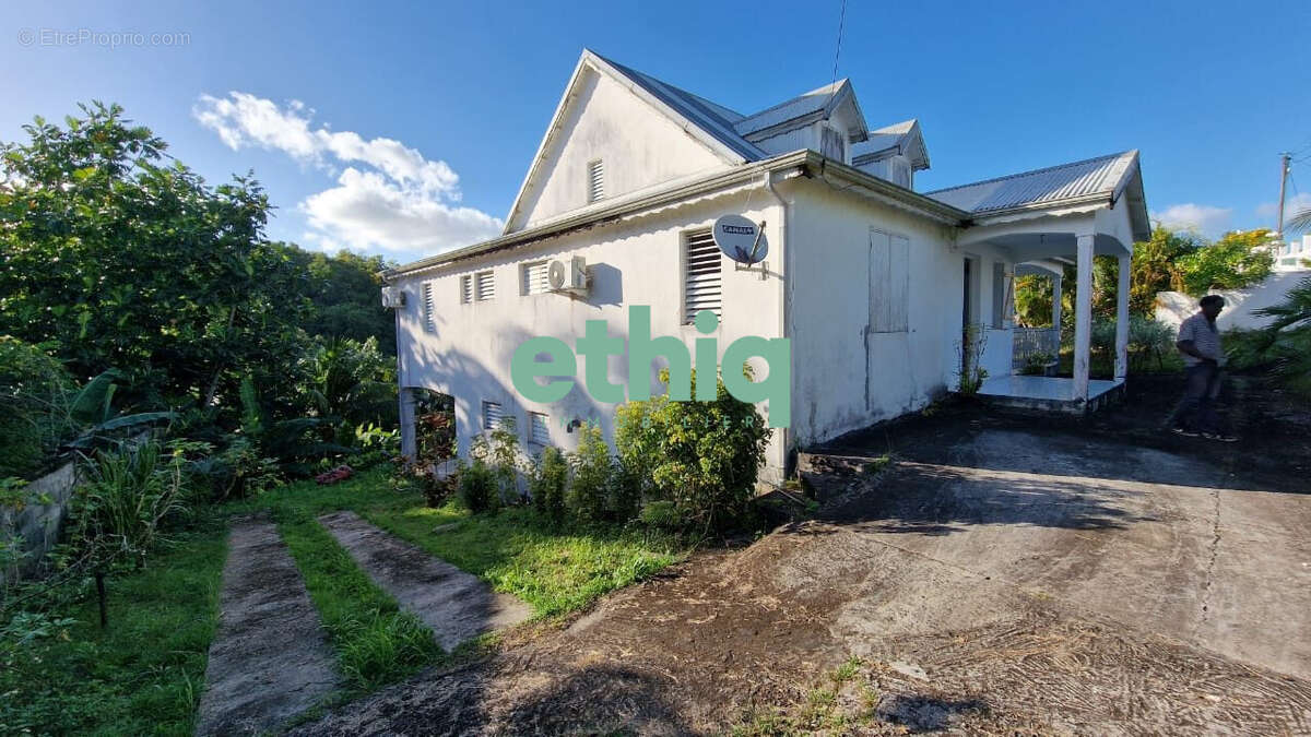 Maison à MORNE-A-L'EAU