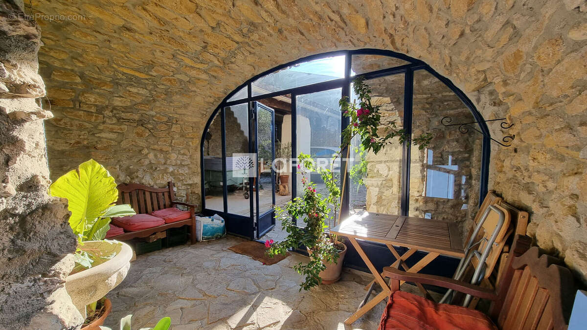 Maison à SAINT-CHRISTOL-LES-ALES