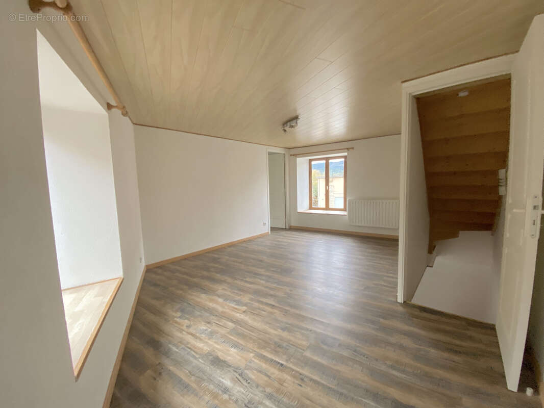 Appartement à MARSAC-EN-LIVRADOIS