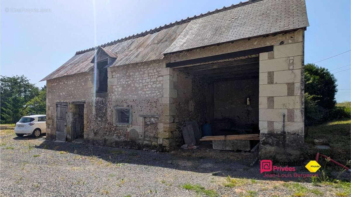 Maison à VERNOU-SUR-BRENNE