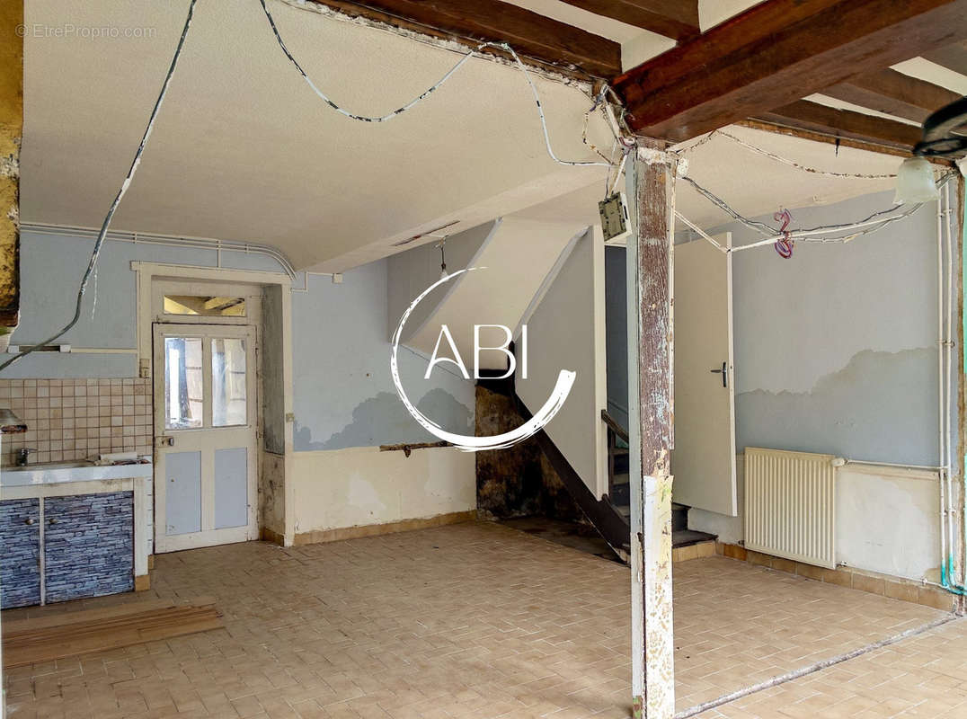 Maison à LIGNIERES-ORGERES