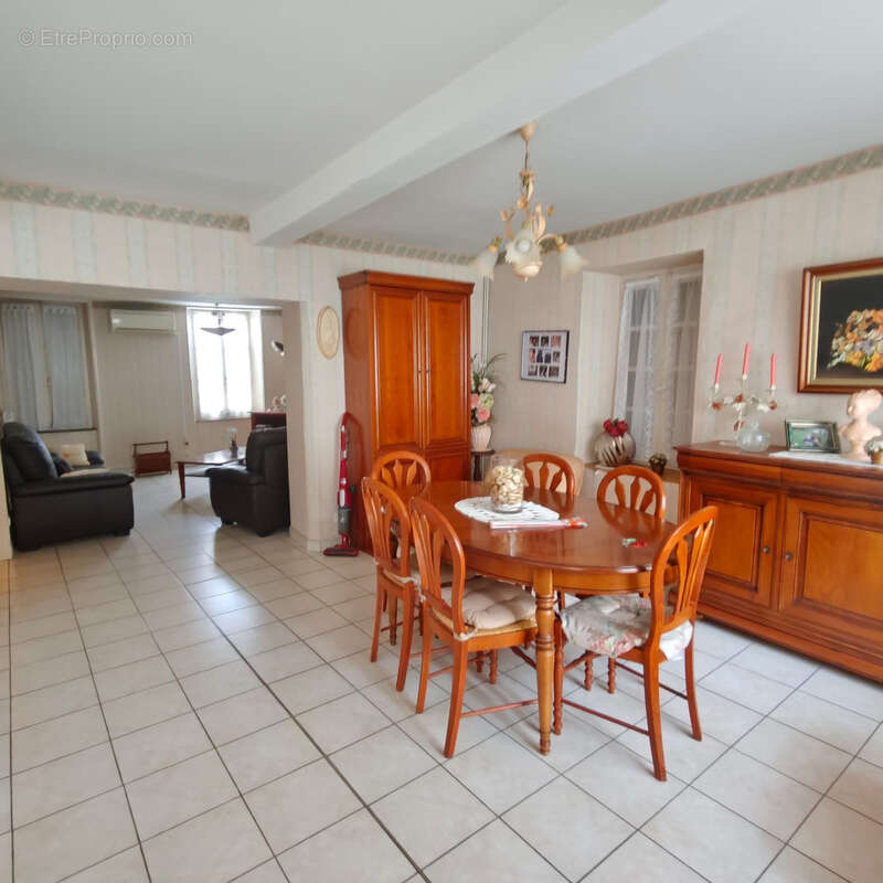 Maison à GARDIE