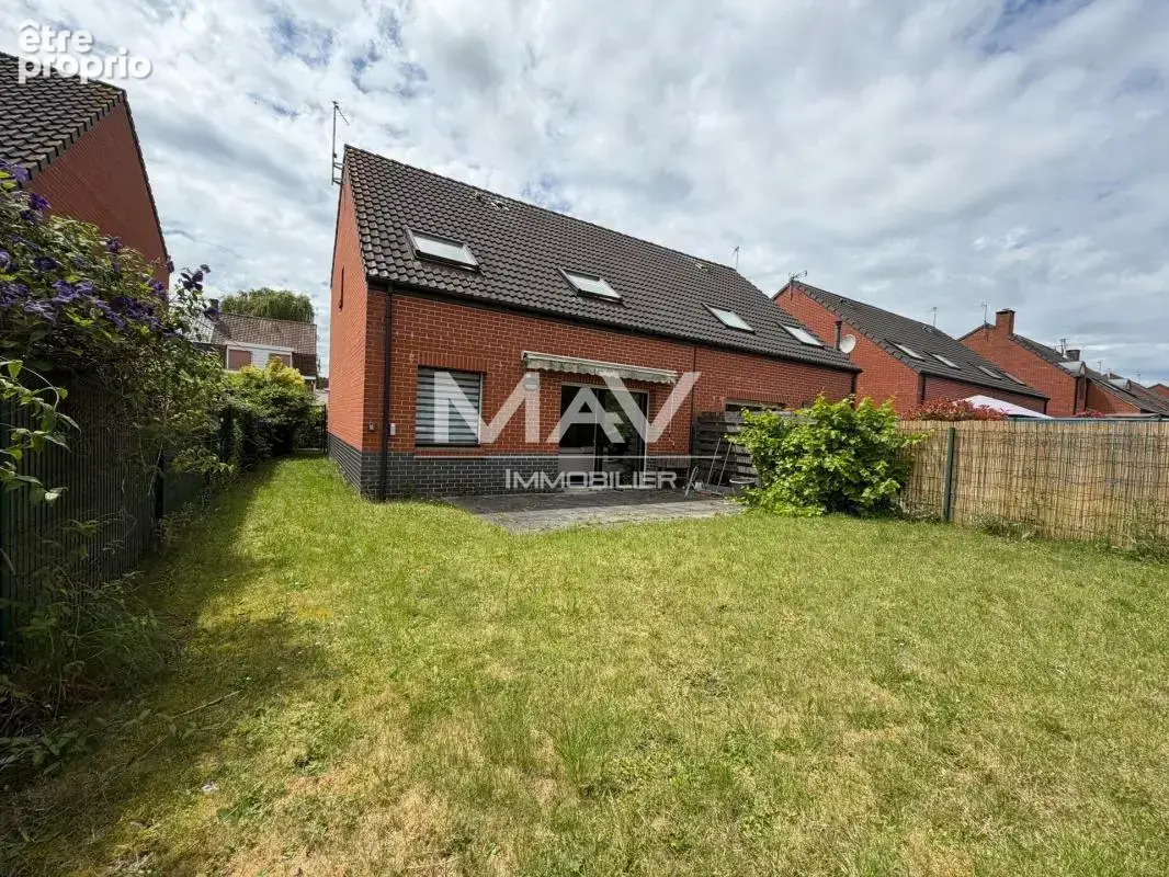 Photo Maison à Neuville-En-Ferrain au prix de 282 800€