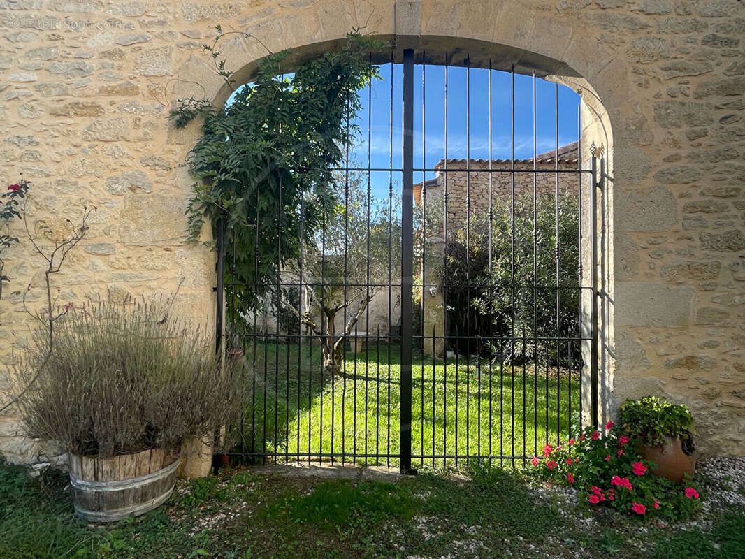 Maison à SAUVETERRE-DE-GUYENNE