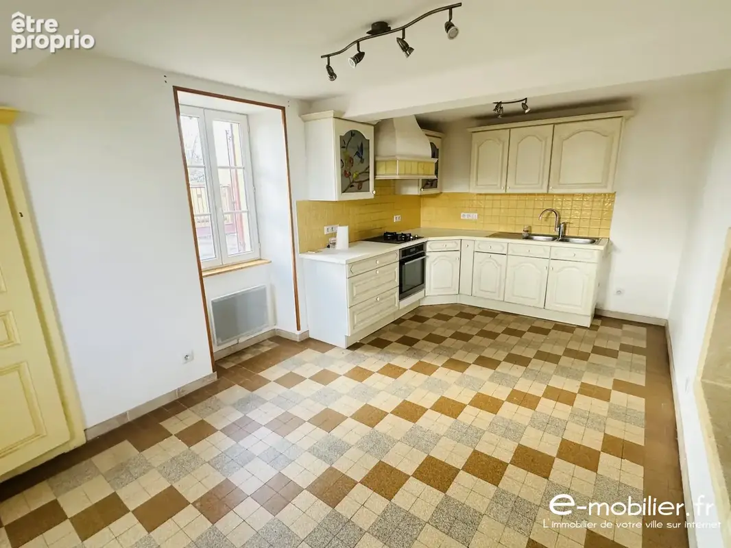 Maison 5 pièces 110 m² à vendre à Saint-Christophe-En-Brionnais (71800) - photo 9