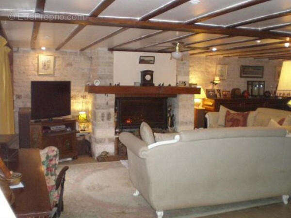 SEJOUR - Maison à SAINT-FRAIGNE