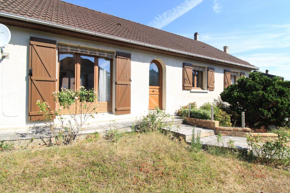 Photo Maison à Yerres au prix de 367 500€