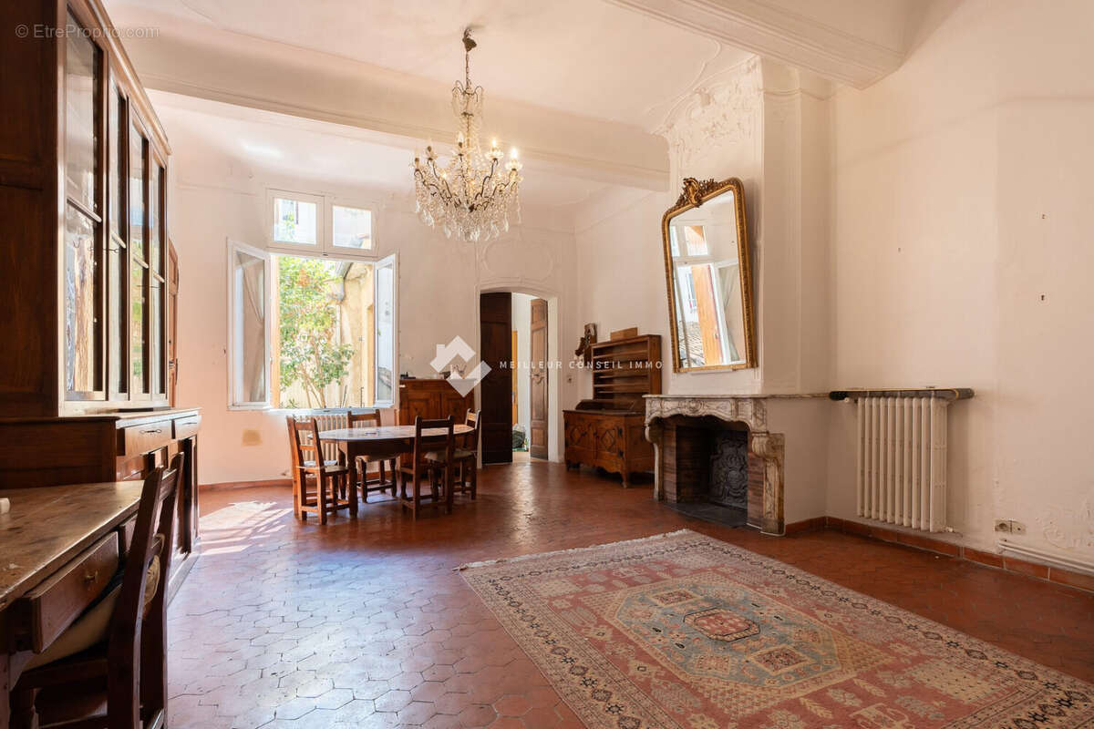 Appartement 109 m² à Aix-En-Provence  - photo 2