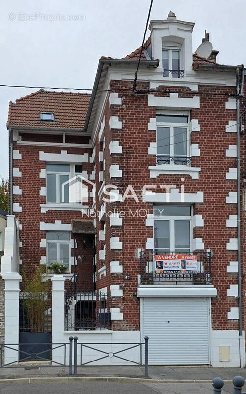 Photo 1 - Maison à SAINT-QUENTIN