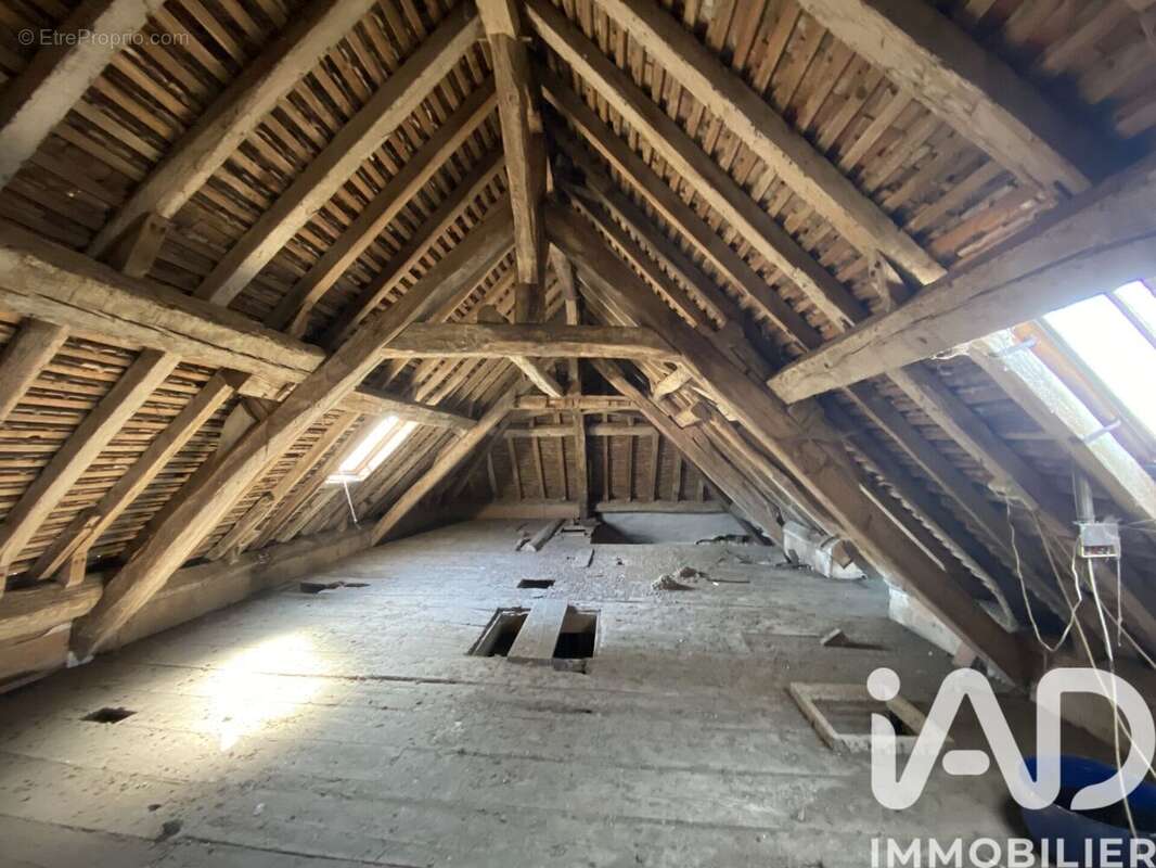 Appartement 350 m² à Gallardon  - photo 8