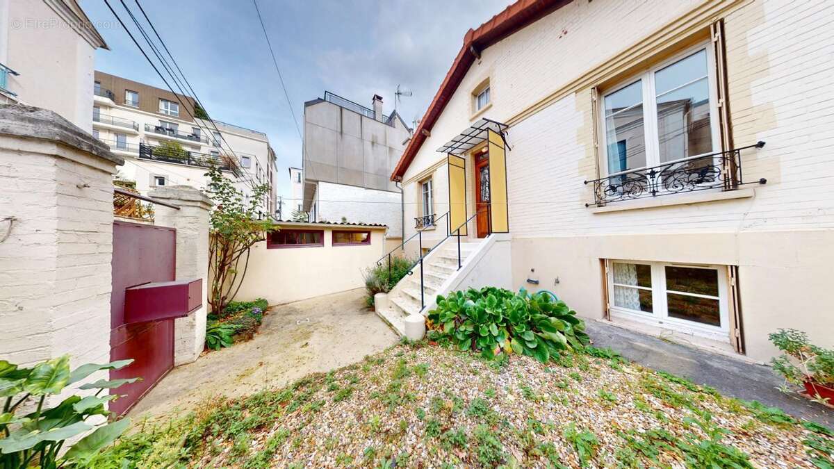 Maison à BOIS-COLOMBES