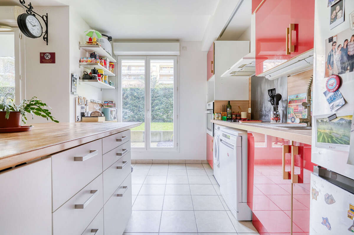 Appartement à LE PLESSIS-ROBINSON