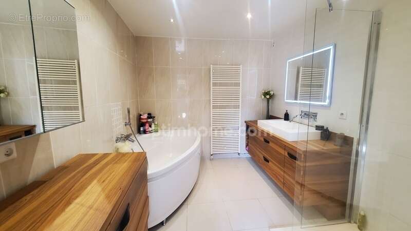 Maison à LATTRE-SAINT-QUENTIN