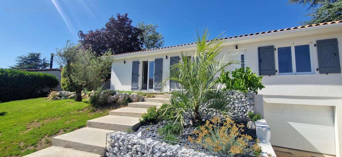 Maison à NIEUL-SUR-MER