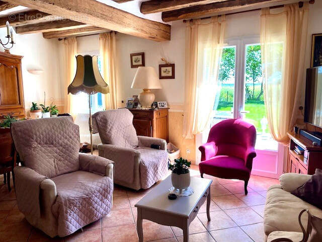 Maison à MARRAY