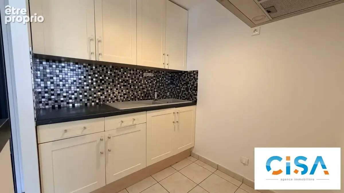Appartement 42 m² à Verneuil-En-Halatte  - photo 4