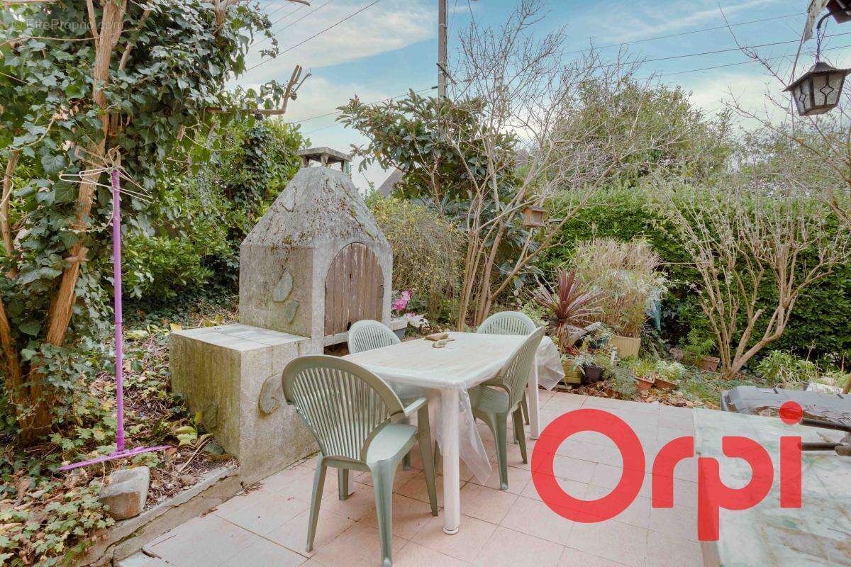 Maison à CLICHY-SOUS-BOIS