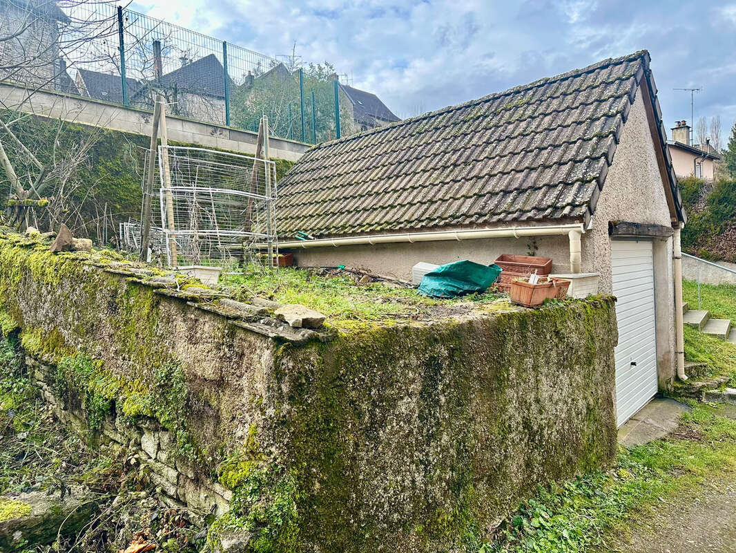 Maison à VILLERSEXEL