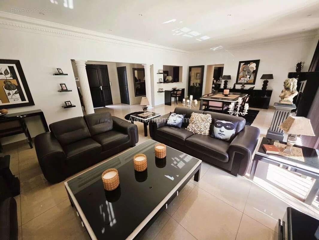 Maison à DRAGUIGNAN