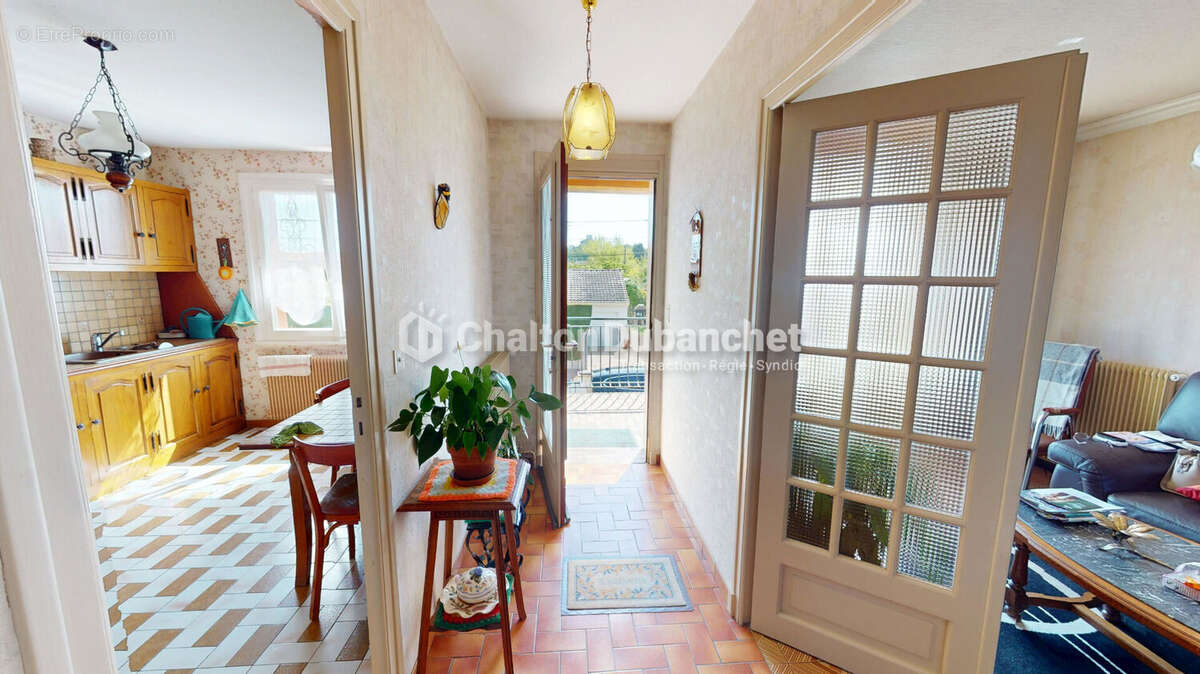Maison MABLY 6 pièce(s) - photo 4