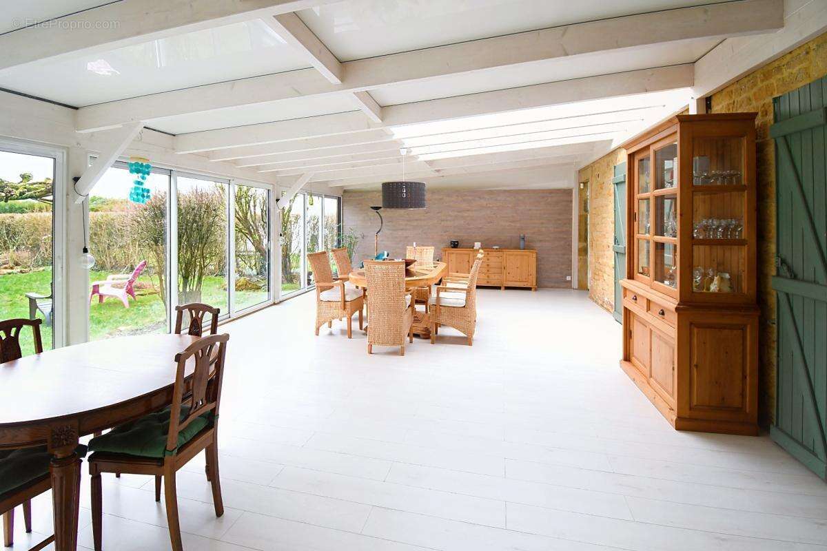 Belle maison de caractère à Lexy, 208m2 + véranda 55m2 + grenier aménageable de 75m2 , terrain plus de 6 ares, garage - photo 7