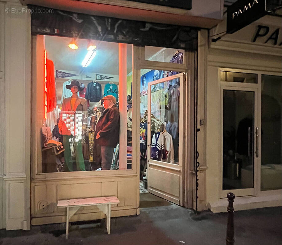 Commerce à PARIS-3E