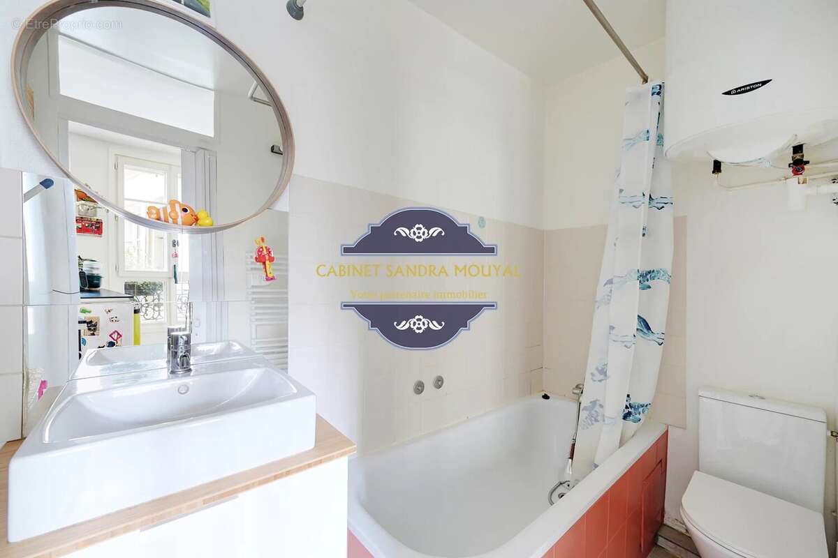 Appartement à PARIS-19E