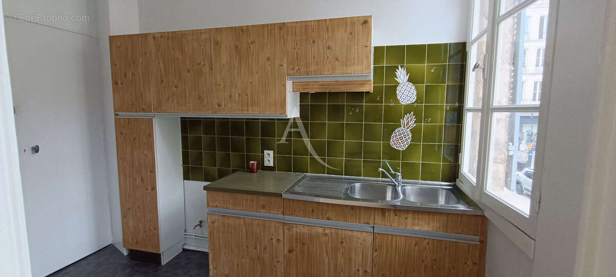 Immeuble avec local commercial - appartements - photo 9
