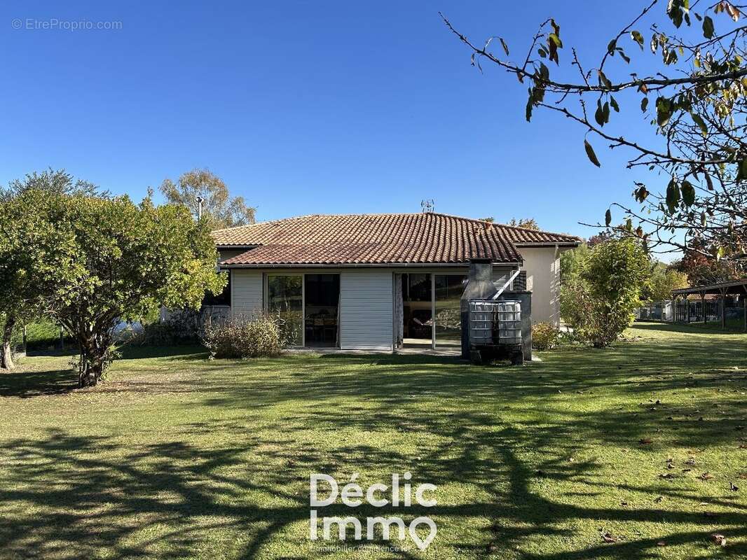 Maison à CARIGNAN-DE-BORDEAUX
