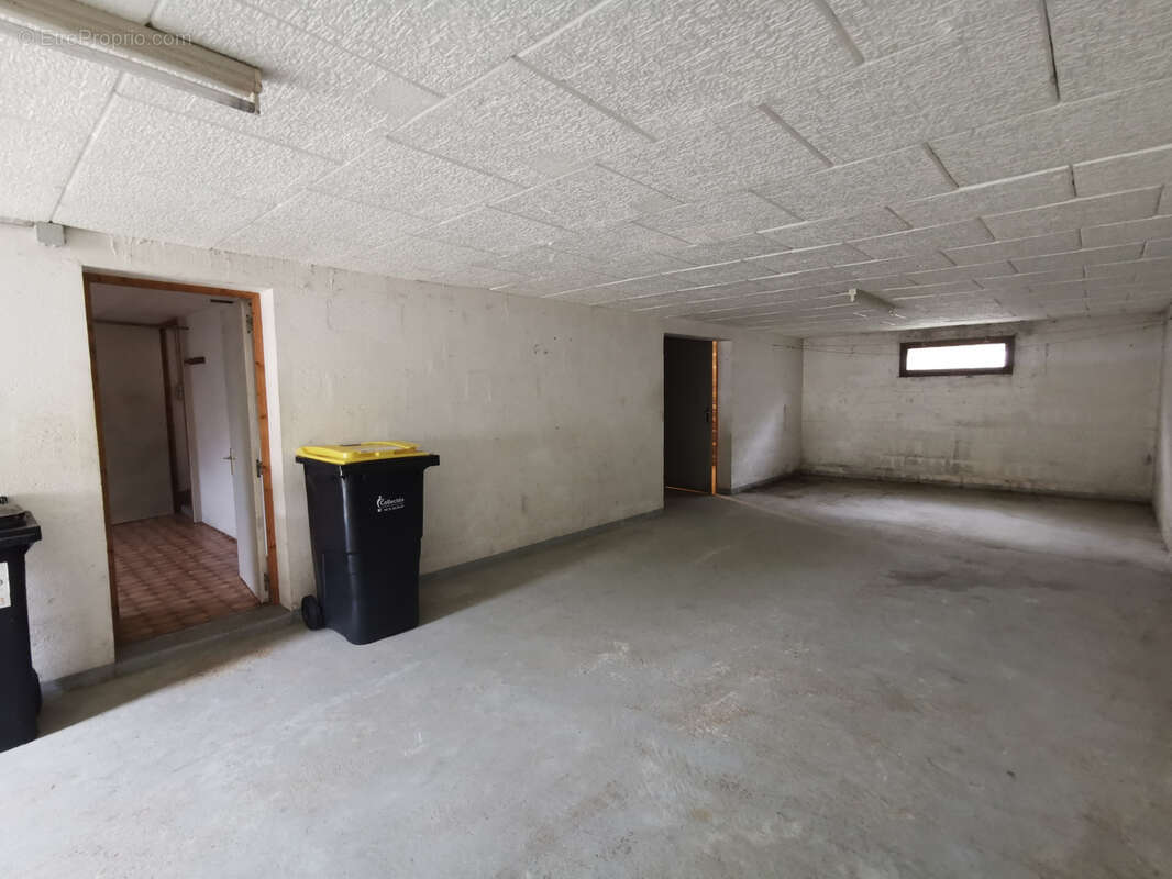Maison de plain-pied avec sous-sol complet et terrain - photo 8