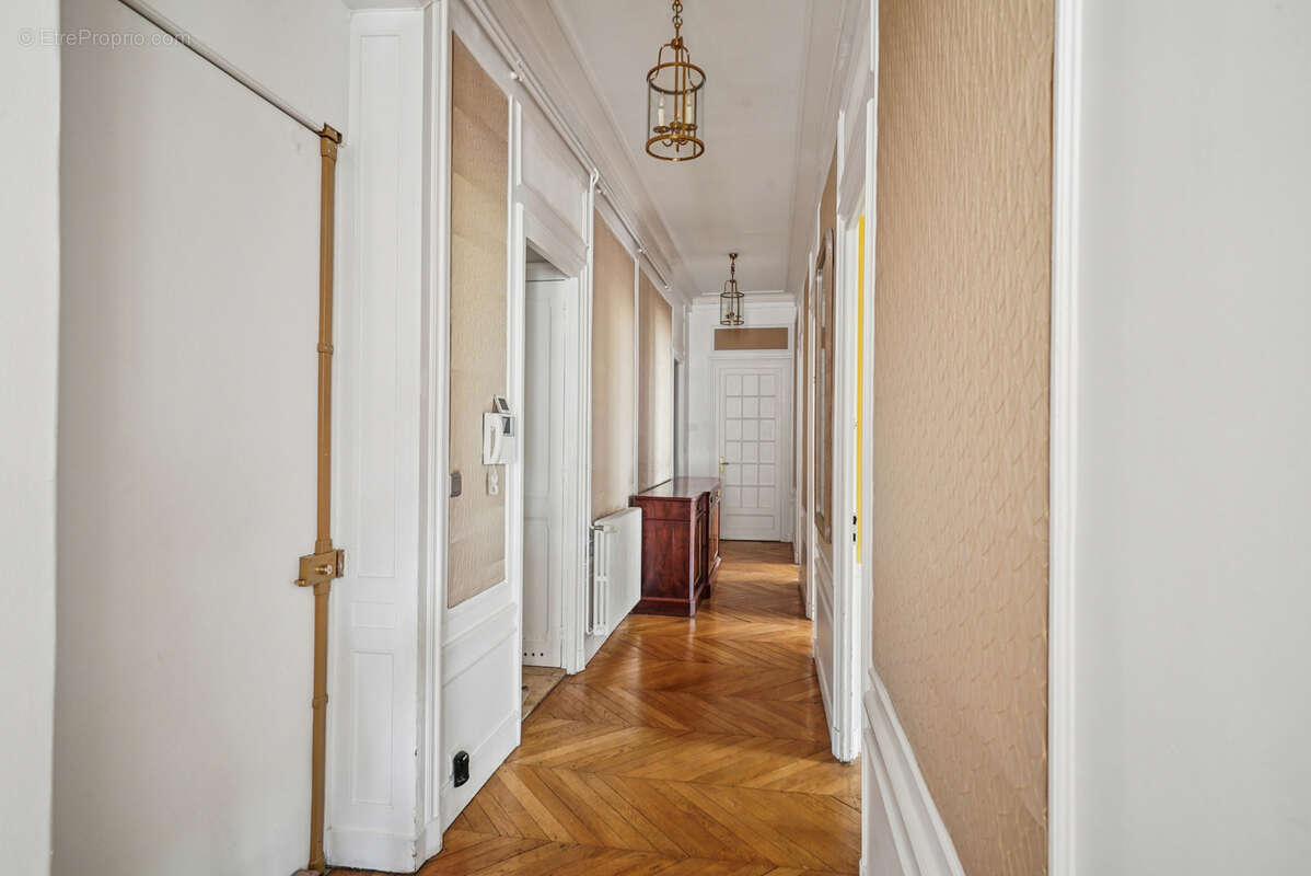 Appartement à LYON-1E