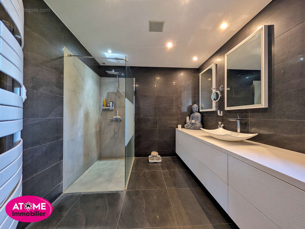 Maison à SAINTE-MARIE-AUX-CHENES