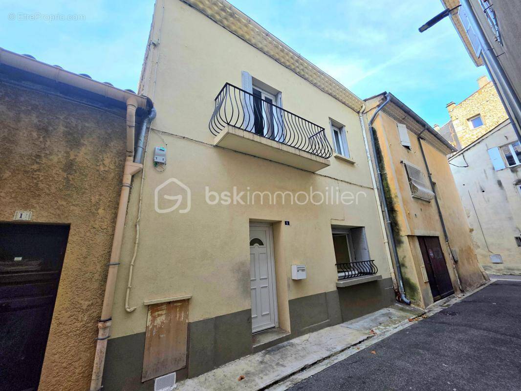 Maison à MONTELIMAR