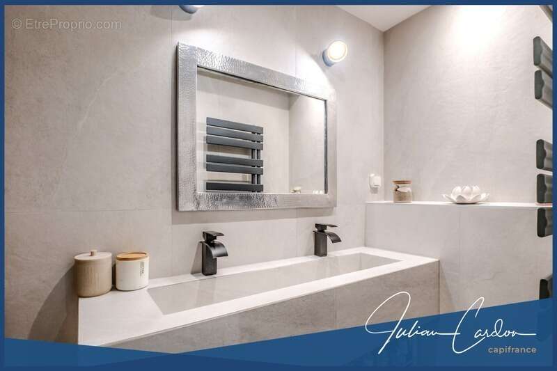 Appartement à REIGNIER