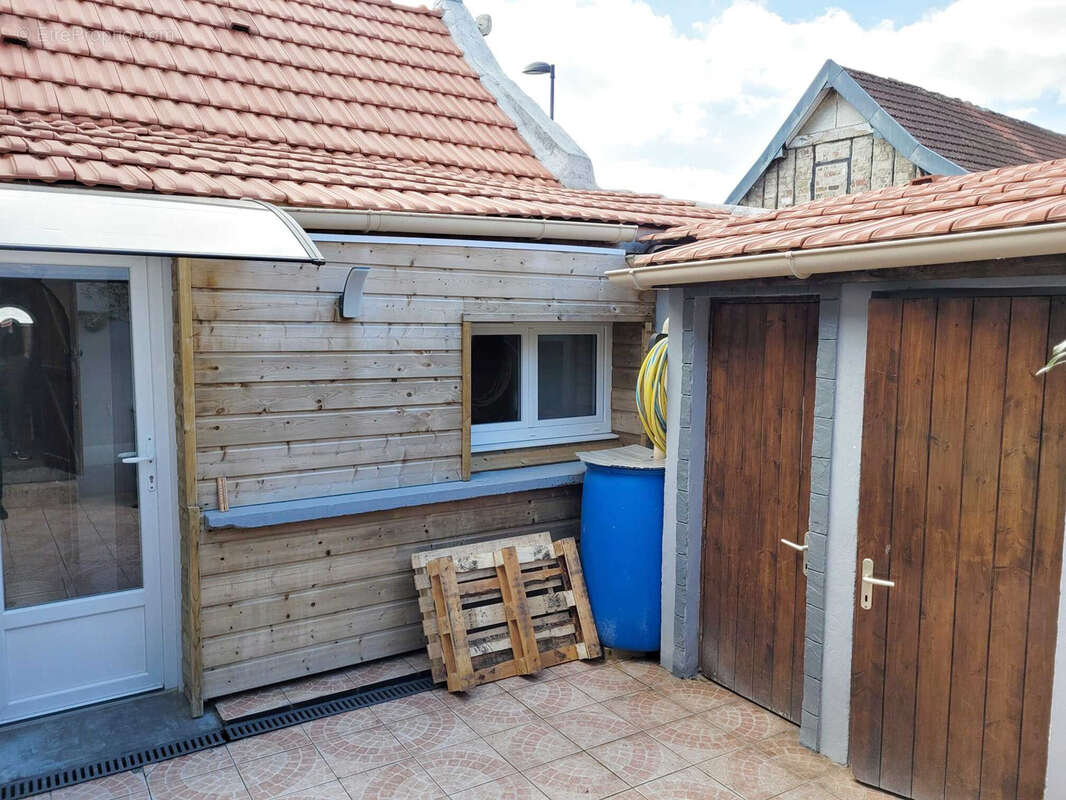 Maison à SAINT-SAUVEUR